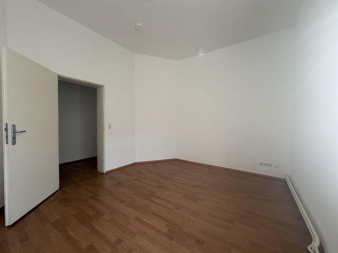 Apartamento céntrico de 3 habitaciones en Nordend con cocina equipada y baño con luz natural – Foto 3