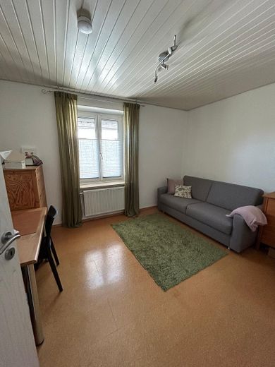 Großzügige 5-Zimmer-Wohnung in Kemptener Bestlage – Wohnzimmer 1