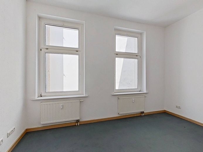 Die Blätter fallen, die Miete auch - 1 NKM als Herbstgeschenk: Attraktive 3-Zimmer-Wohnung mit Einbauküche und 2 Balkonen ++ – Ansicht I: Schlafzimmer II