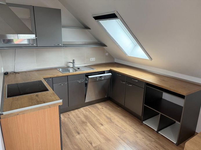 Luminoso piso de 2 habitaciones con encanto – Küche_02