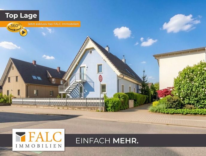 Umfassend modernisiertes und in weiten Teilen saniertes und zentrales Wohnhaus mit Einliegerwohnung – Frontansicht Haus KI