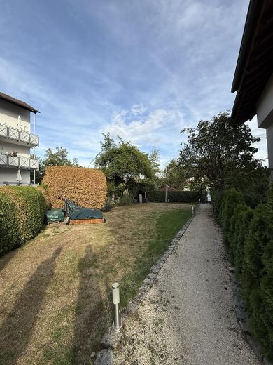 Abitare con carattere – moderna maisonette con un’architettura del tetto impressionante, giardino e piscina – Foto 17