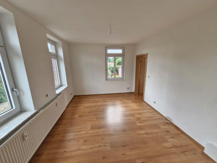 Durchgangs-/Arbeitszimmer