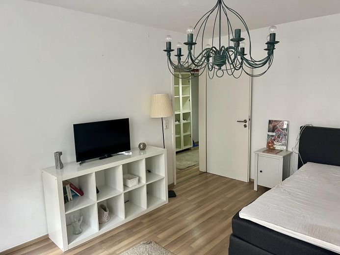 KÖLN-SÜDSTADT; SINGELS UPJEPASS; MÖBELIERTES APT. – Foto 4