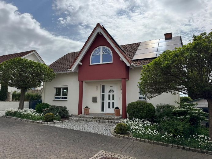Haus Front 