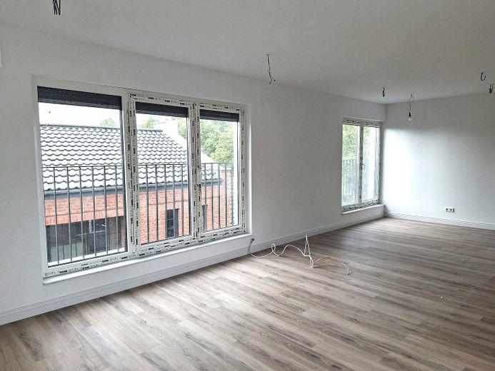 Wohntraum am Stadtrand von Wedel - Penthousewohnung mit zwei Dachterrassen – Wohnbereich