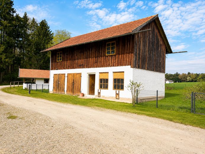 Pequeña finca/granja en ubicación absolutamente aislada al borde del bosque – Foto 5