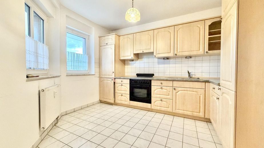 Seniorengerechte 2,5-Raum-Wohnung mit Südloggia in Dinslaken-Hiesfeld! – Küche