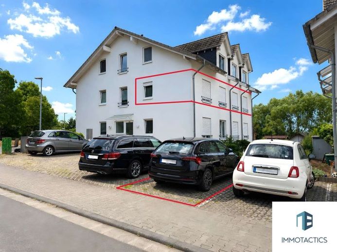 Helle Eigentumswohnung in ruhiger Wohnlage, Balkon mit Weitblick, Keller und Stellplatz – फोटो 1