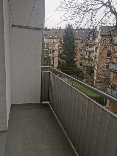 OF HBF-3 ZKB Altbau – Insgesamt 2 Balkone 