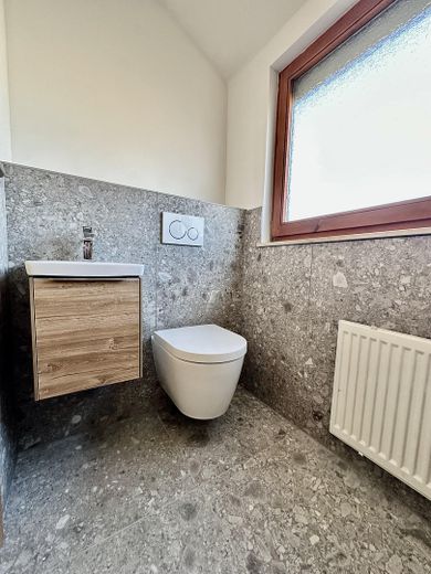 Appartamento mansardato con splendida terrazza sul tetto di 60 m² e vista sull’Alb – appena ristrutturato – Photo 14
