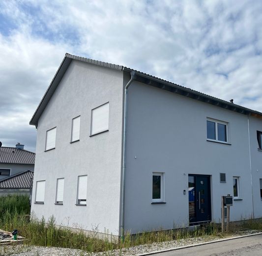 Neubau 2025 moderne DHH mit PV Anlage – WJ-00161_bild_001.jpg