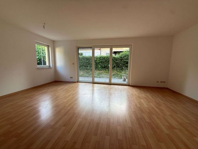 Erdgeschosswohnung mit kleiner Terrasse in Schulzendorf – Foto 1