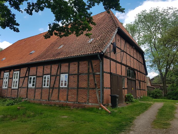 Rechte Hausseite von hinten