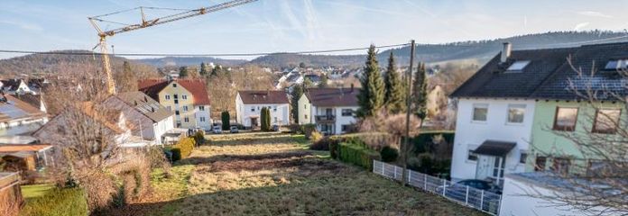 GROßZÜGIG IM ORTSKERN