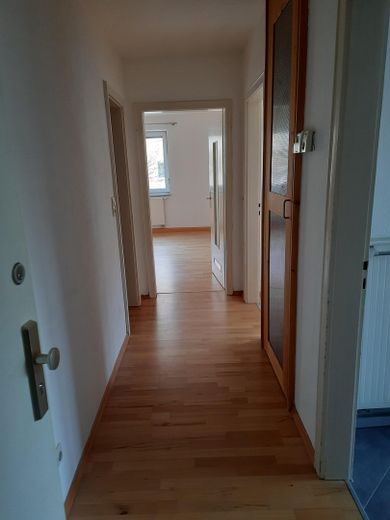von Haustüre in Flur