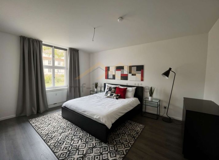 großzügige Erdgeschosswohnung 3 Zimmer 107 m²  mit Einbauküche – Schlafzimmer