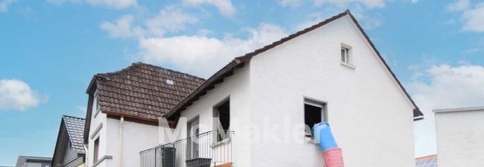 Entkerntes Zweifamilienhaus im Rohbauzustand - bestehende Baugenehmigung zur Erweiterung