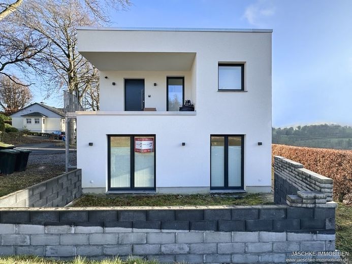 JÄSCHKE - Modernes Zweifamilienhaus mit hochwertiger Ausstattung – Bild 11