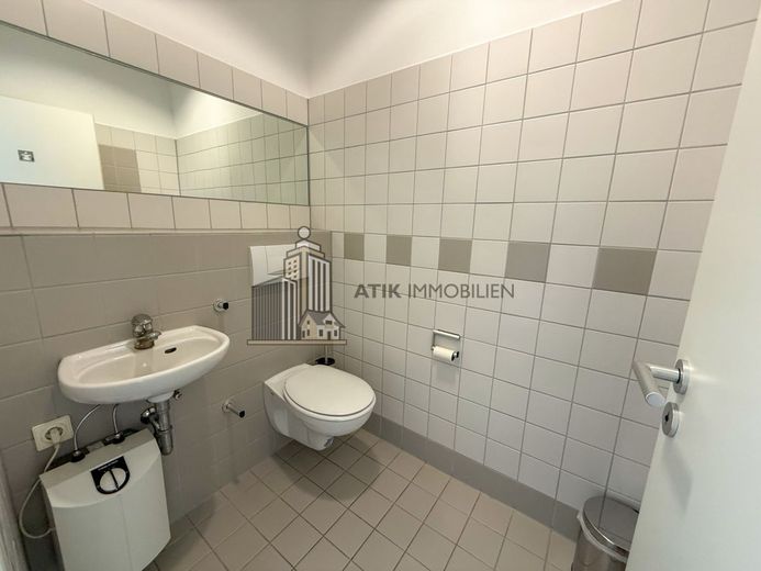 ATIK: Moderne Arbeitsplätze mit attraktiver P-L-Verhältnis - provisionsfrei – WC