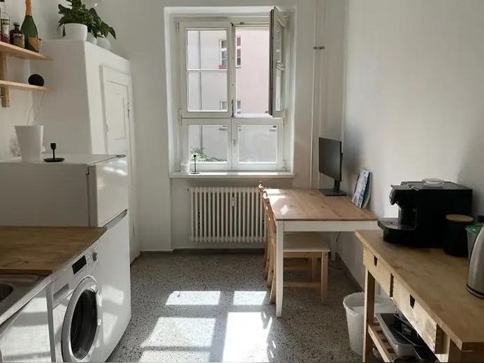 Luminoso appartamento di 2 locali a Prenzlauer Berg – Foto 5