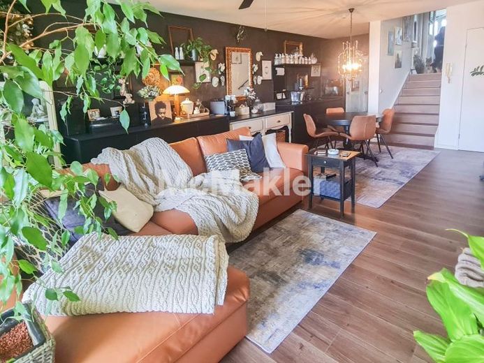 A Little Hidden Gem – stijlvolle maisonette in verzorgd groot wooncomplex – Foto 1