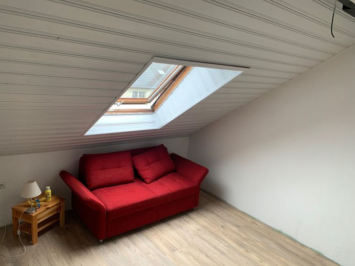 Renovierte Wohnung inkl. Küche – Schlafzimmer_02