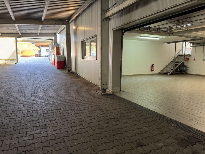 Werkstatt Ausstellung Lager mit exklusivem Betriebsleiter Wohnhaus – फोटो 21