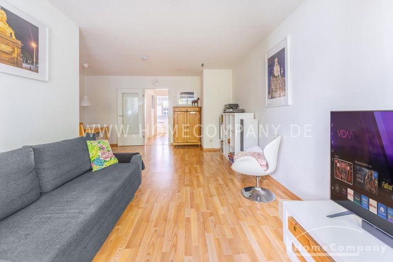 28054 HomeCompany Dresda Appartamento arredato con 2 locali e balcone nella Città Vecchia di Dresda max. 4 persone – c964563d0b362acc710a934f6beb2024f31611b7.jpg
