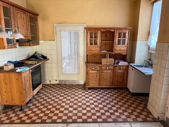 Casa plurifamiliare con molteplici possibilità di utilizzo – Foto 37