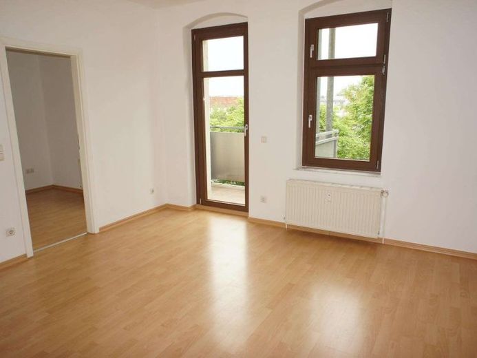 Schloß-Chemnitz - Laminado - cocina abierta - soleado balcón orientado al oeste – Foto 1