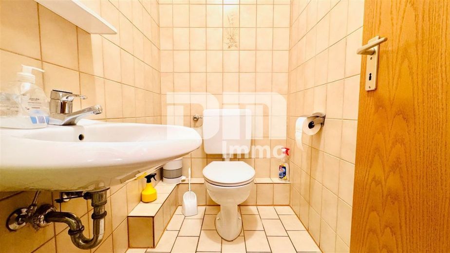2.OG Gäste WC 1 von 2