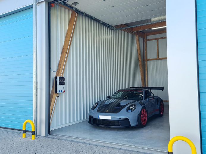 Magazzino capannone commerciale garage deposito a Reinfeld vicino a Lubecca, autostrada A1 – XXL-Garage bei Lübeck