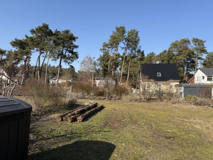 ERSCHLOSSEN IN RUHIGER LAGE – Foto 1