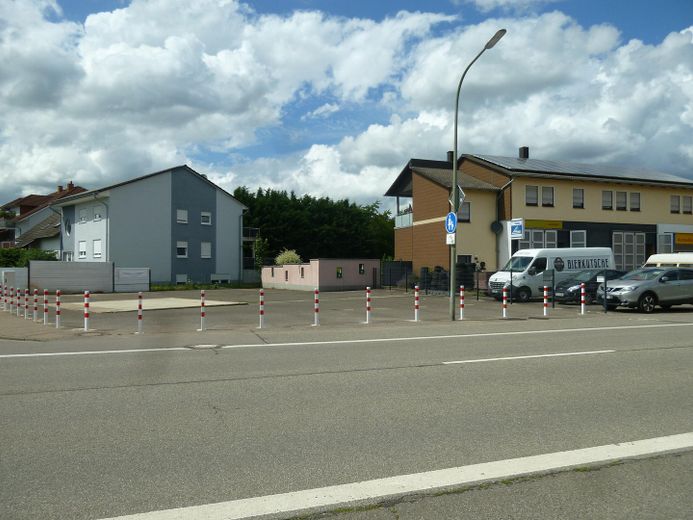Gewerbefläche, Asphaltiert und Abgegrenzt zu vermieten ! – Foto 4
