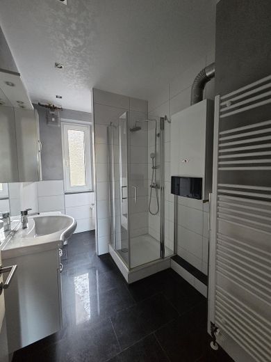 Schöne 2,5-Zimmer-Wohnung mit Einbauküche & Duschbad Essen – Foto 5