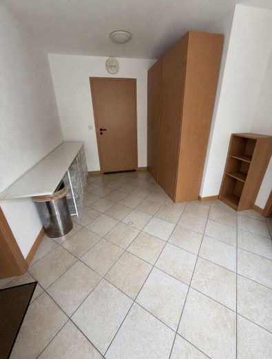 Affascinante, spaziosa casa unifamiliare in posizione centrale a 65779 Kelkheim Münster – UG Zimmer 2.1