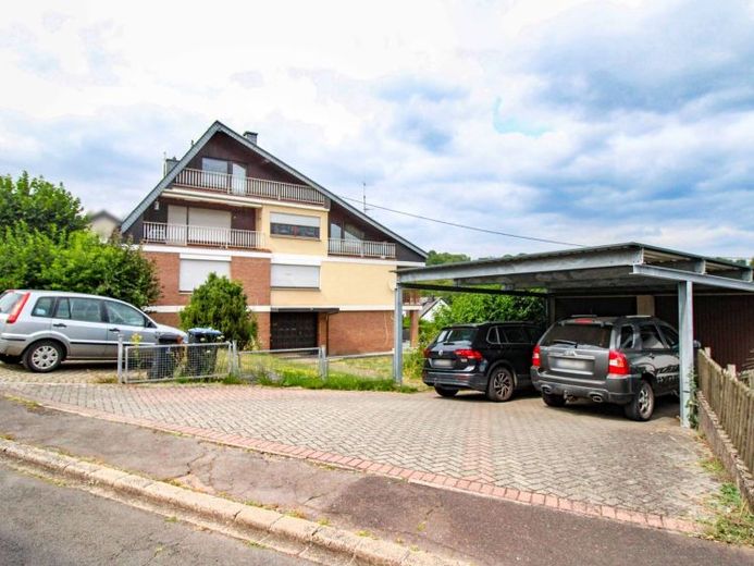 Wohnen mit viel Platz, Privatsphäre und beeindruckendem Außenbereich in Bengel – Foto 1