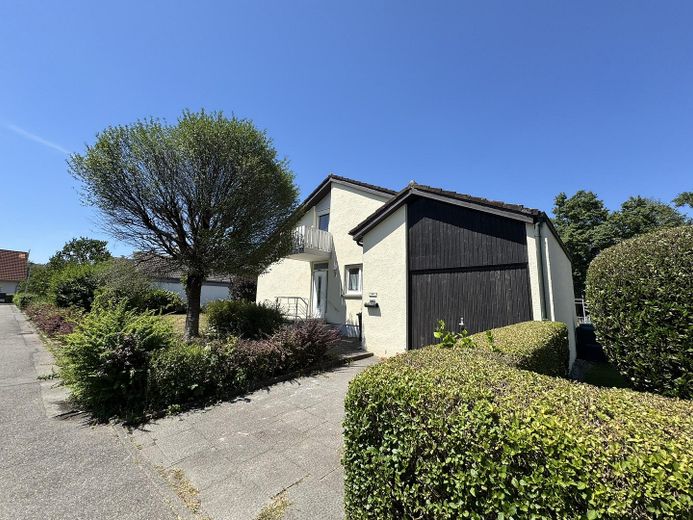 Reserviert: Familienhaus mit Garten, Garage und viel Gestaltungspotenzial in Baienfurt – Foto 2