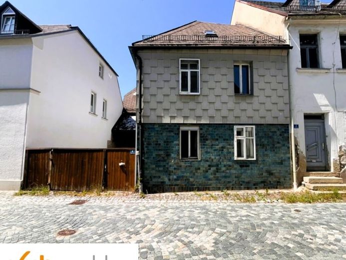 Ihr Traum vom historischen Wohnen: Denkmalgeschütztes Haus in Marktleuthen – Photo 1