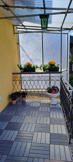 Świeżo wyremontowane/odnowione 3-pokojowe mieszkanie w Gaggenau-Ottenau – Balkon 