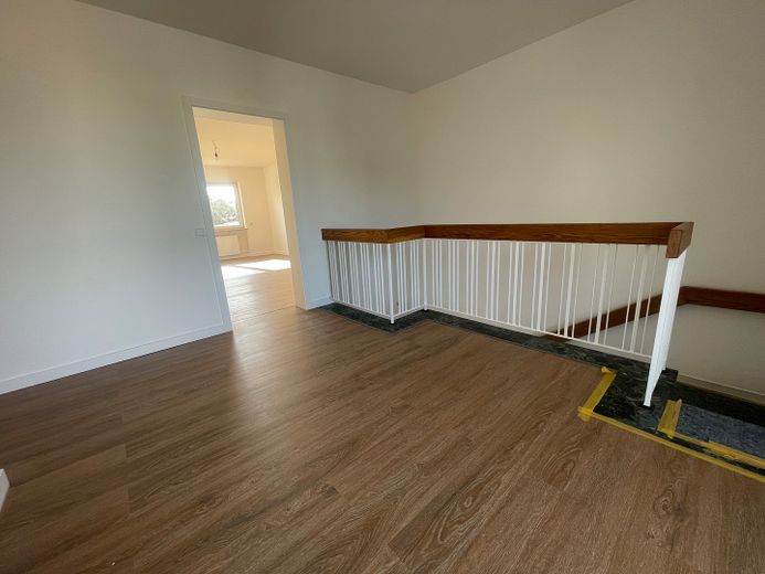 Hermosa casa unifamiliar - reformada integralmente - mucho espacio para toda la familia - ¡sin agente inmobiliario! – OG Flur