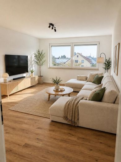 Komplett renovierte 3,5-Zimmer-Wohnung mit 89 m², Balkon & Aufzug – sofort bezugsfrei – Wohnzimmer Visualisiert 