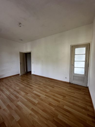 Apartamento en propiedad de 1,5 habitaciones sin alquilar en Westend – Mucho margen de diseño en una ubicación muy solicitada – Wohnzimmer