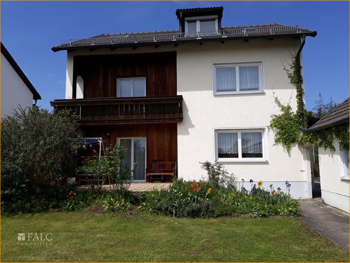 Hausansicht vom Garten