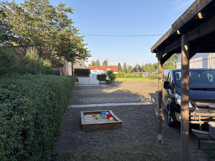 Parkplatz Haus 2
