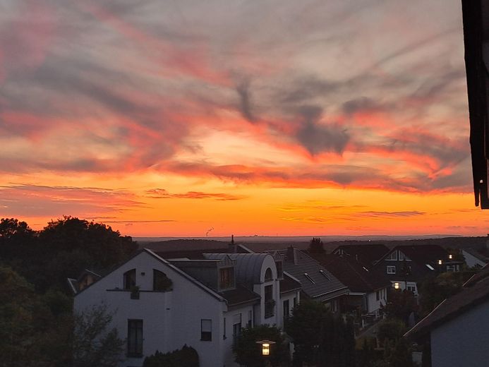 منزل عائلي منفصل - راحة السكن على ثلاثة مستويات - بدون عمولة !! – Aussicht bei Sonnenuntergang