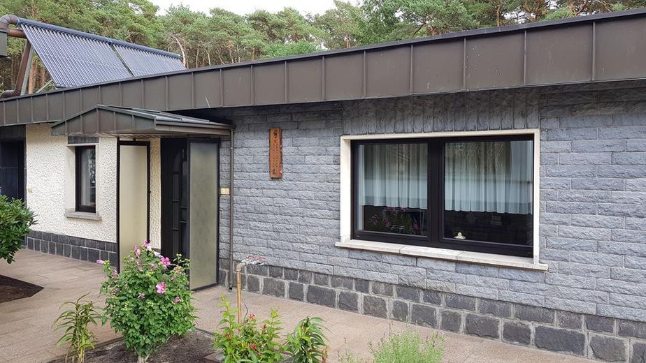 Einliegerwohnung, Nebengebäude