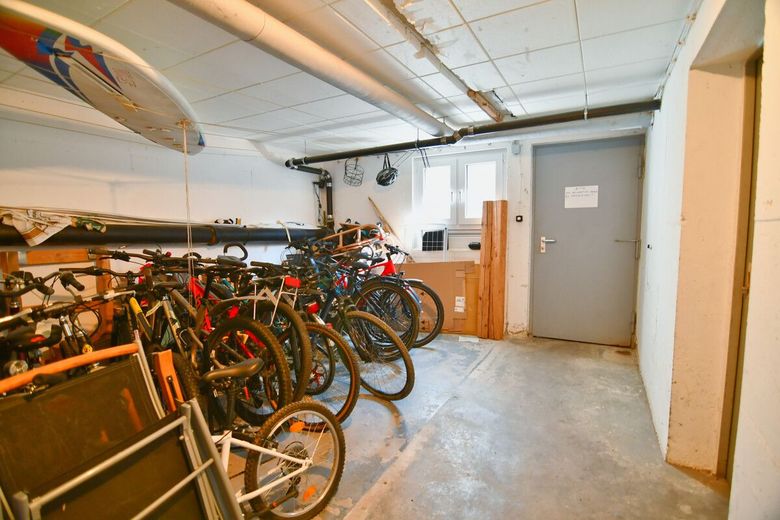 Top geschnittene 4 Zi Whg mit Lift nahe dem Kurpark – Fahrradraum