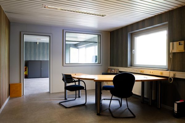 Renovierte Bürofläche mit Umkleide & Dusche | 99 m² | Tiefgarage | Pforzheim Zentrum